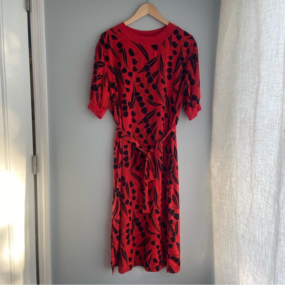 Who What Wear Red and Black Floral Midi Dress